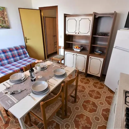 Pleasant Seaside Flat In Apartamento *
