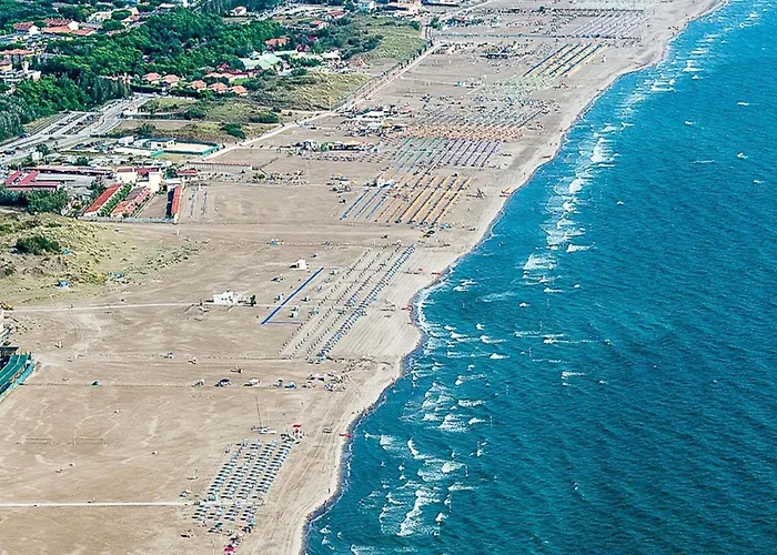 Apartamento Pleasant Seaside Flat In