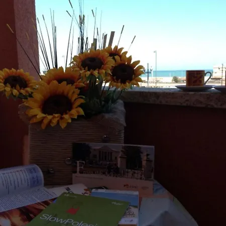 Pleasant Seaside In Apartment