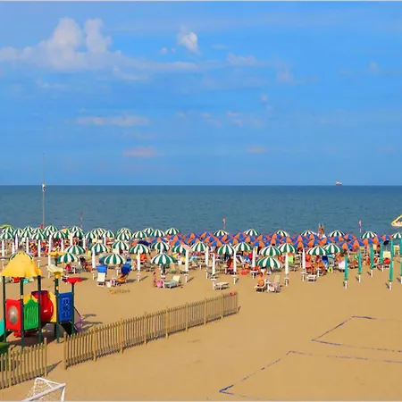 Pleasant Seaside In * Rosolina Mare